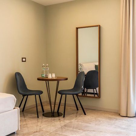 Solmaris Tropea Rooms & Suites Exteriör bild